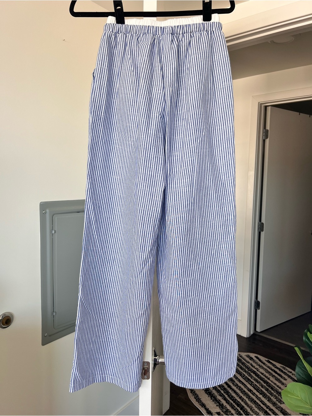 Shein Striped Double Waisted Drawstring Pant Blue & White Stripes Size XS - Picture 5 of 7